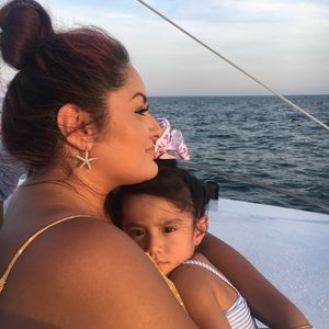 Meet your Posher, Lucia